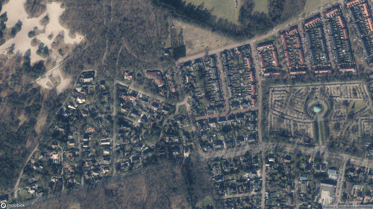 Satellietfoto 1272AH Huizen