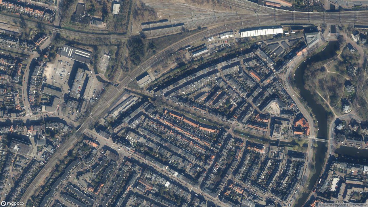 Satellietfoto 2013AJ Haarlem