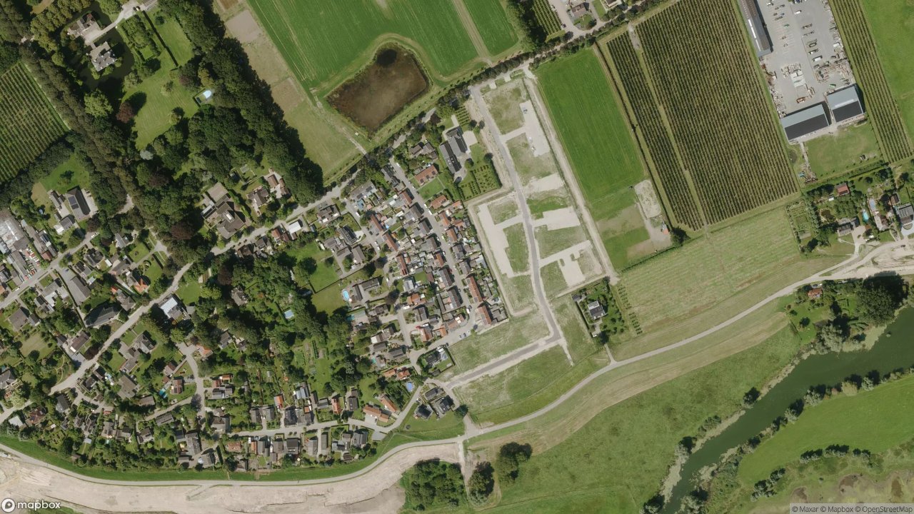 Satellietfoto 4061AE Ophemert