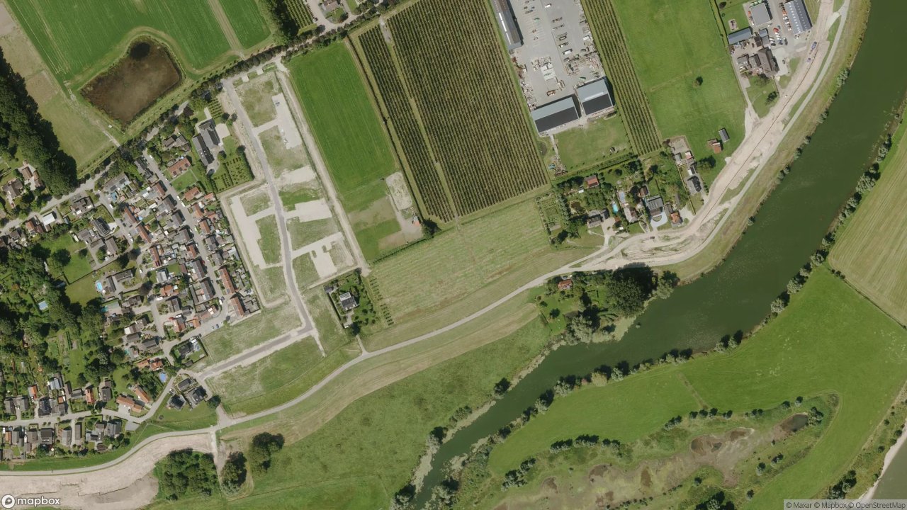 Satellietfoto 4061AL Ophemert