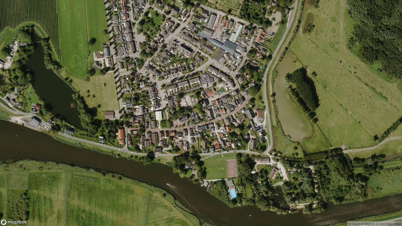 Satellietfoto 4247EL Kedichem