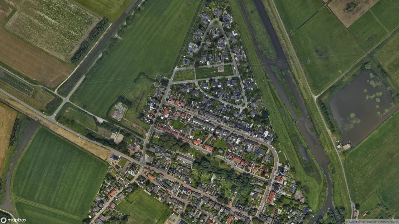 Satellietfoto 4927AG Hooge Zwaluwe