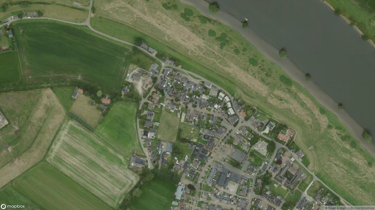 Satellietfoto 5394AE Oijen