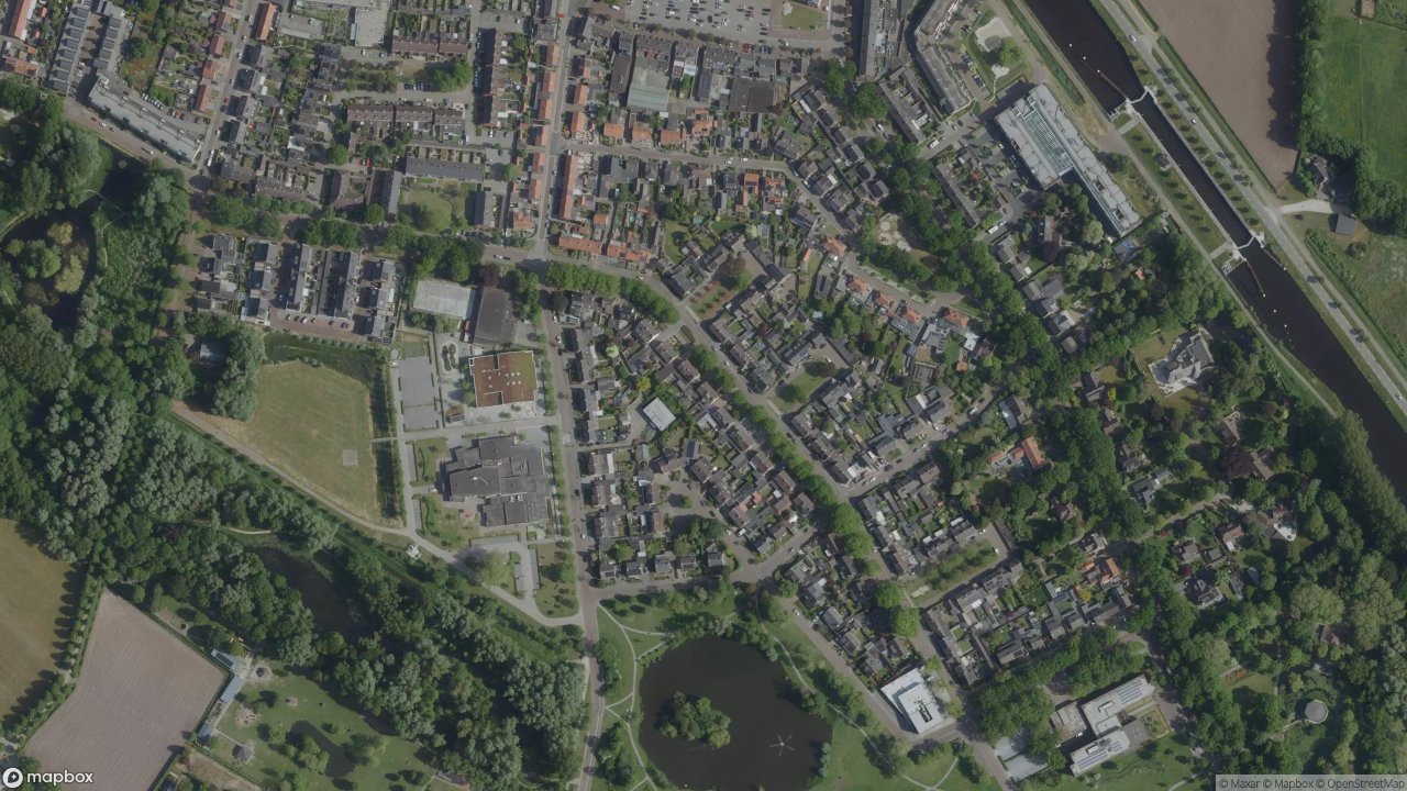 Satellietfoto 5741AS Beek en Donk