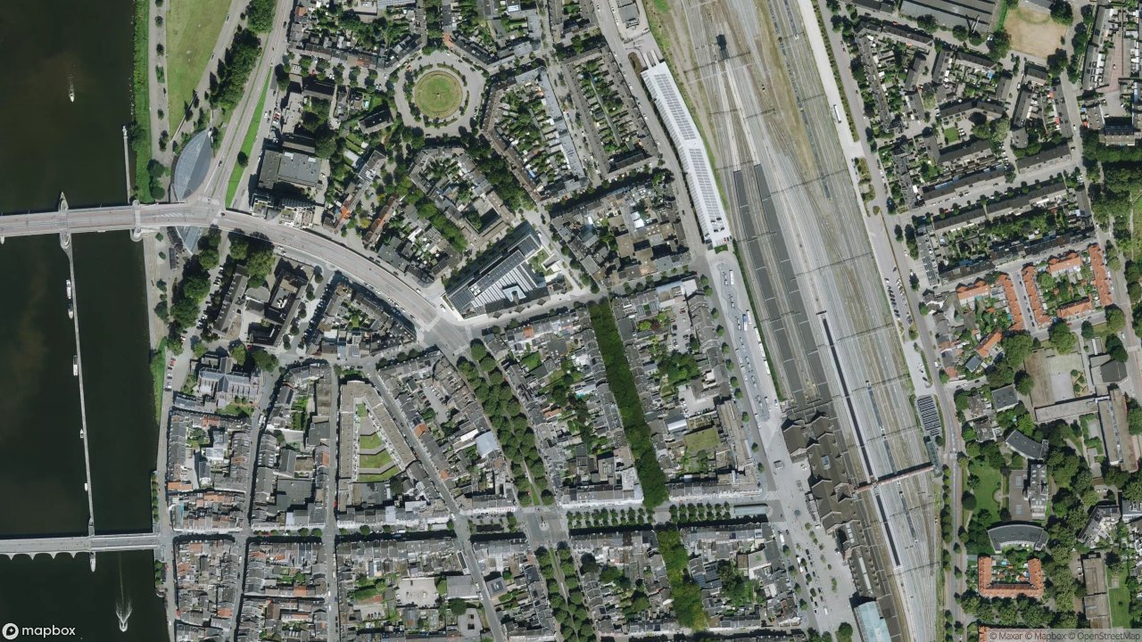 Satellietfoto 6221AV Maastricht