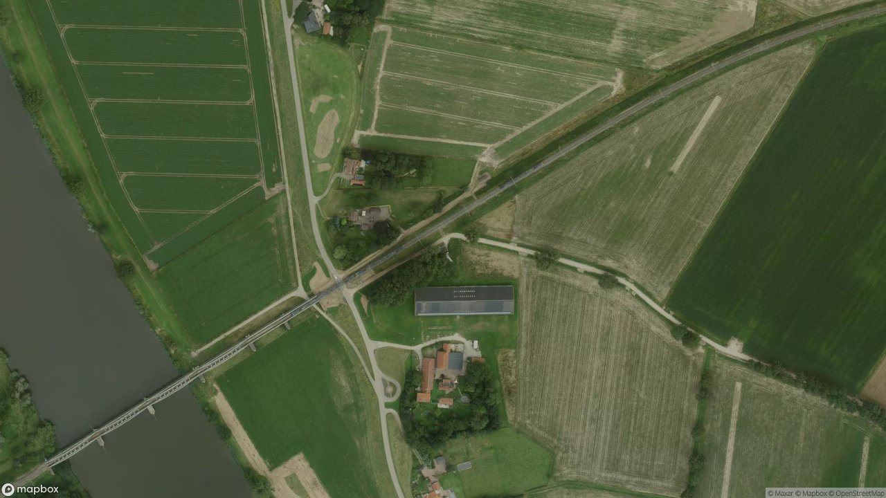 Satellietfoto 6606KL Niftrik