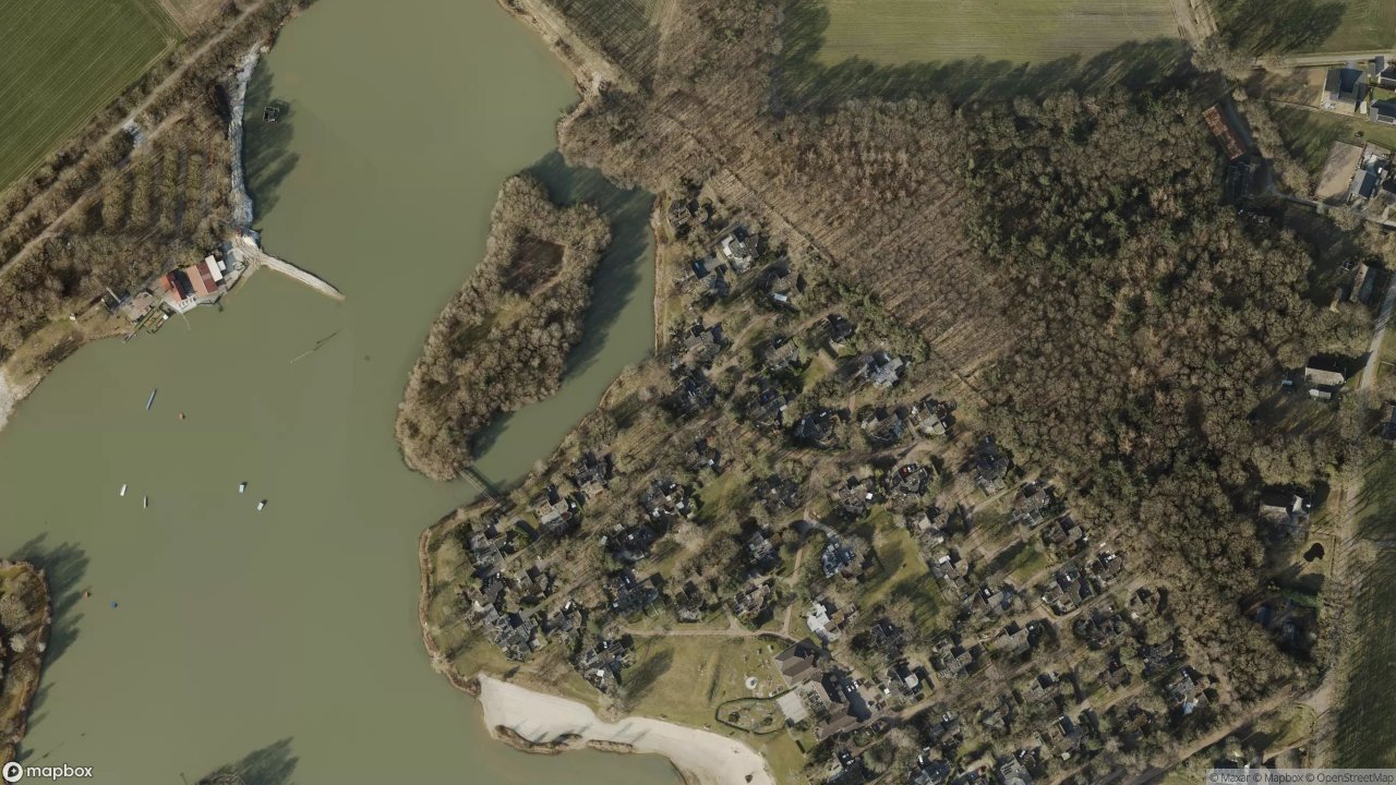 Satellietfoto 7843PS Erm