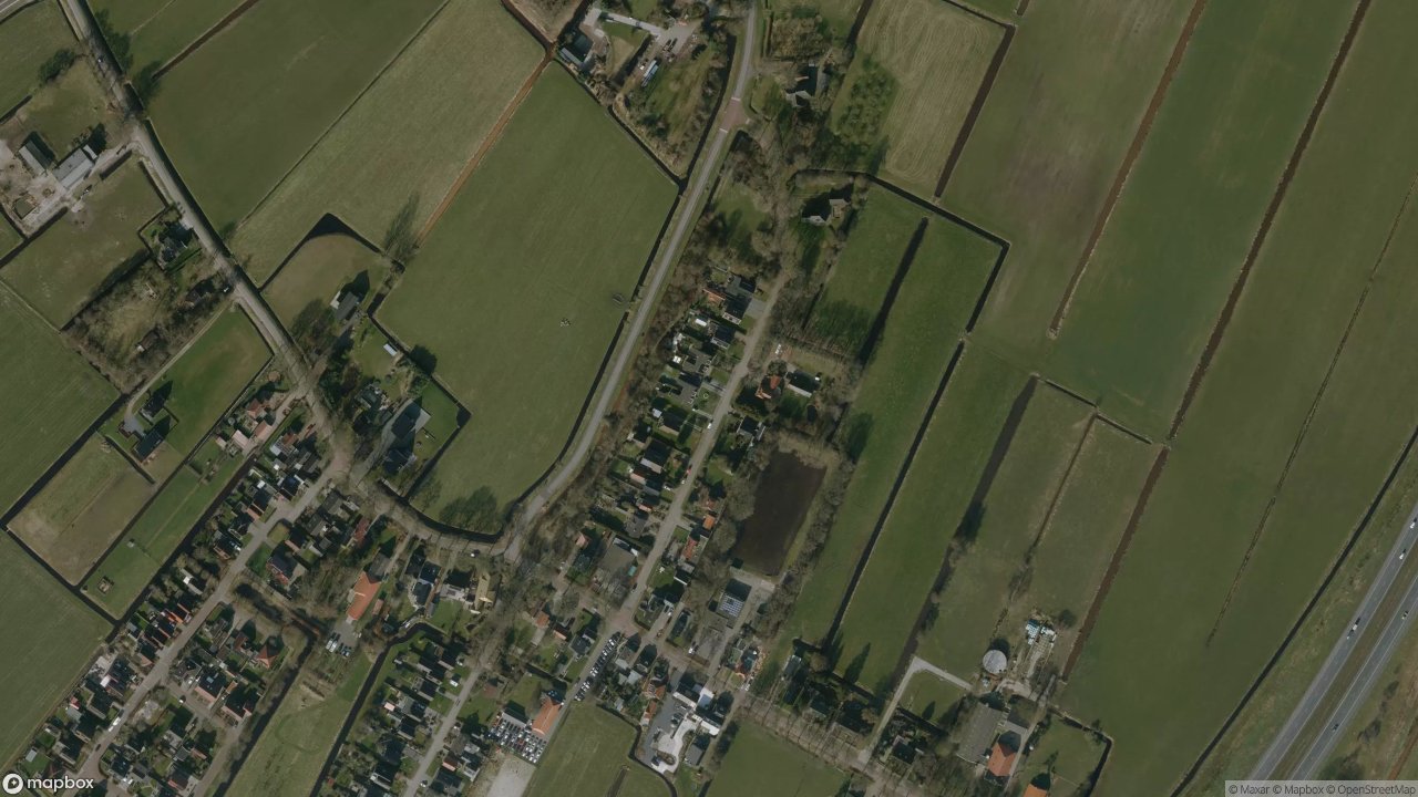 Satellietfoto 8405BW Luxwoude