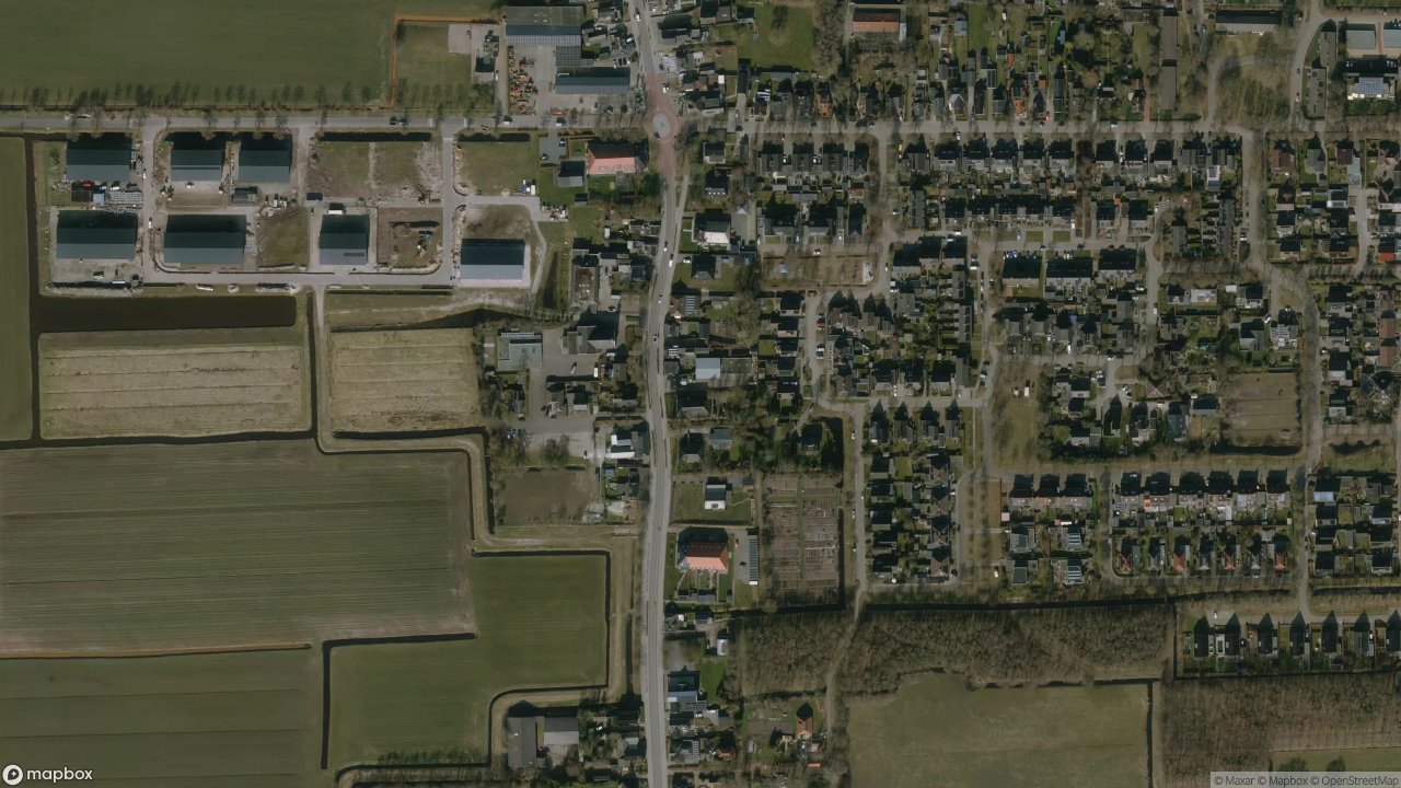 Satellietfoto 9062ED Oentsjerk