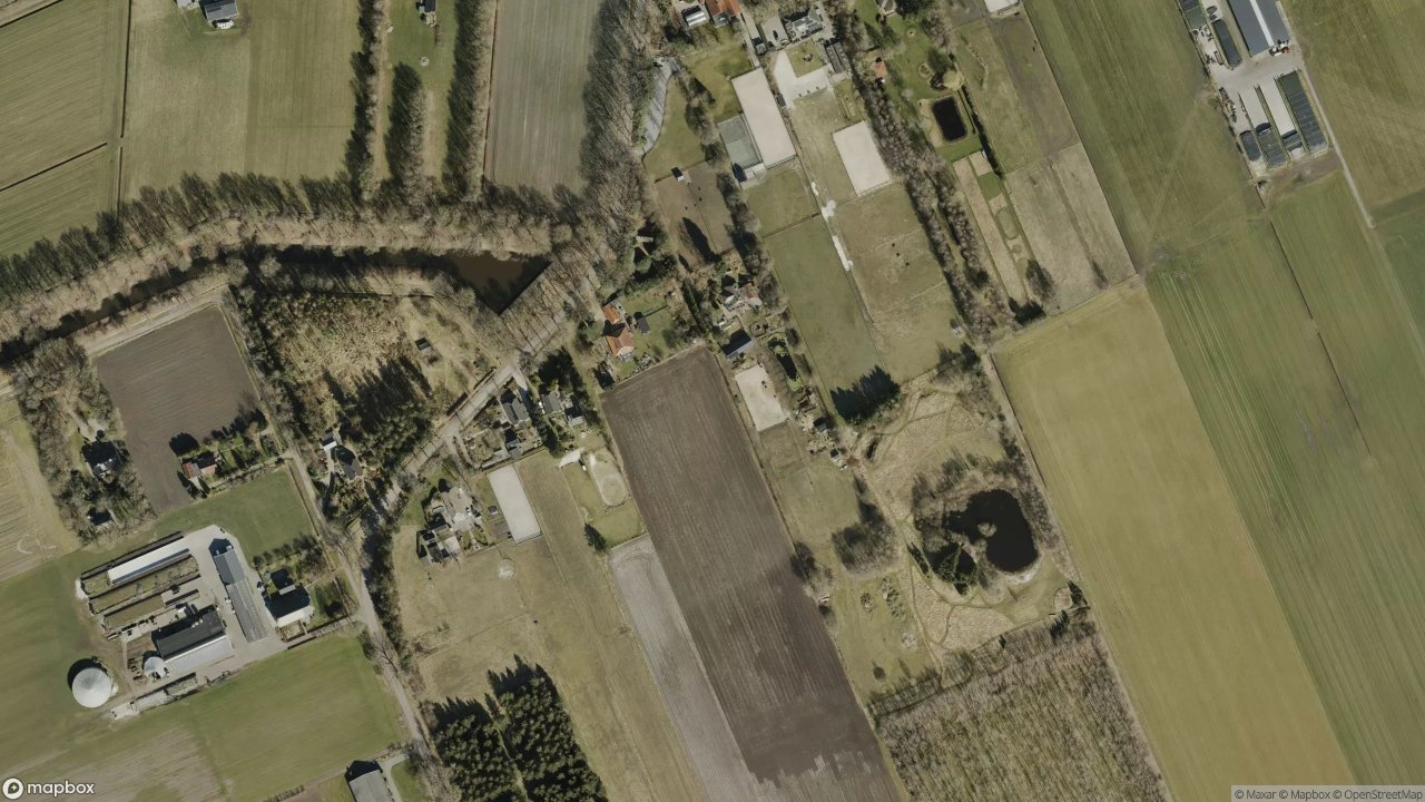 Satellietfoto 9537TB Eesergroen