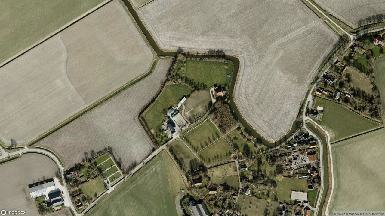 Satellietfoto 9913PB Eenum