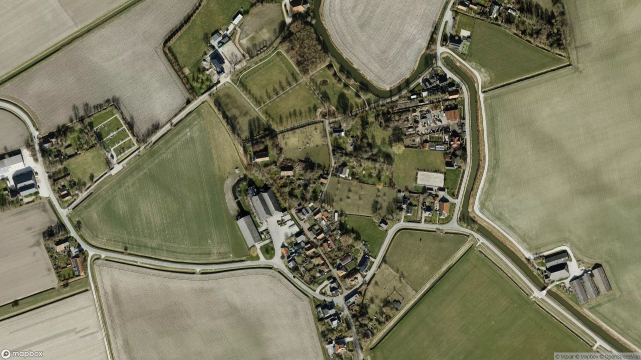Satellietfoto 9913PD Eenum
